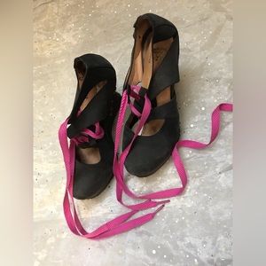 Fluevog Lace Ups Wedges